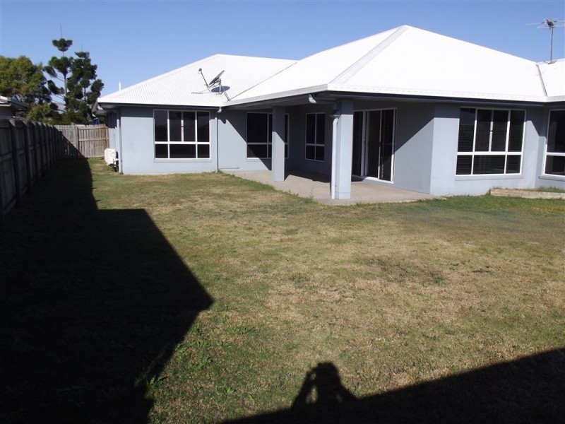 9 Canecutters Drive, Ooralea QLD 4740