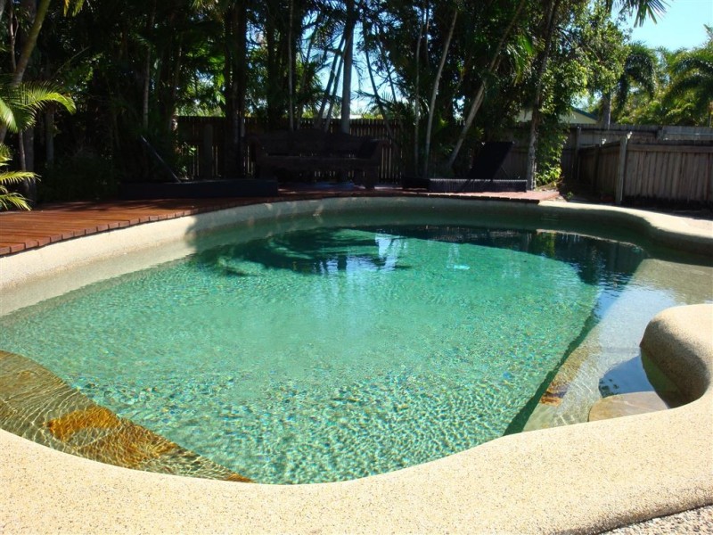 2 Leister Court, Bucasia QLD 4750