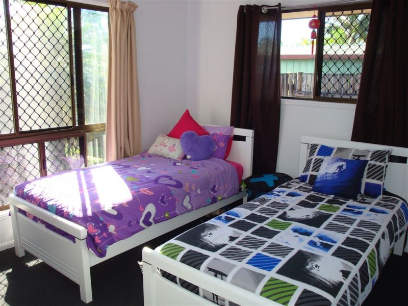 2 Leister Court, Bucasia QLD 4750