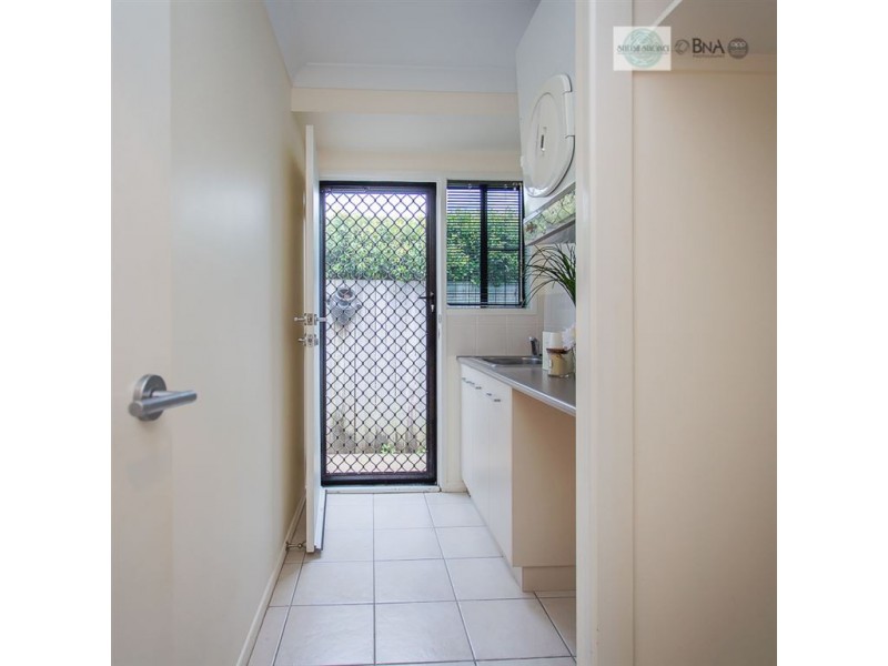 13 Eva Parade, Glenella QLD 4740