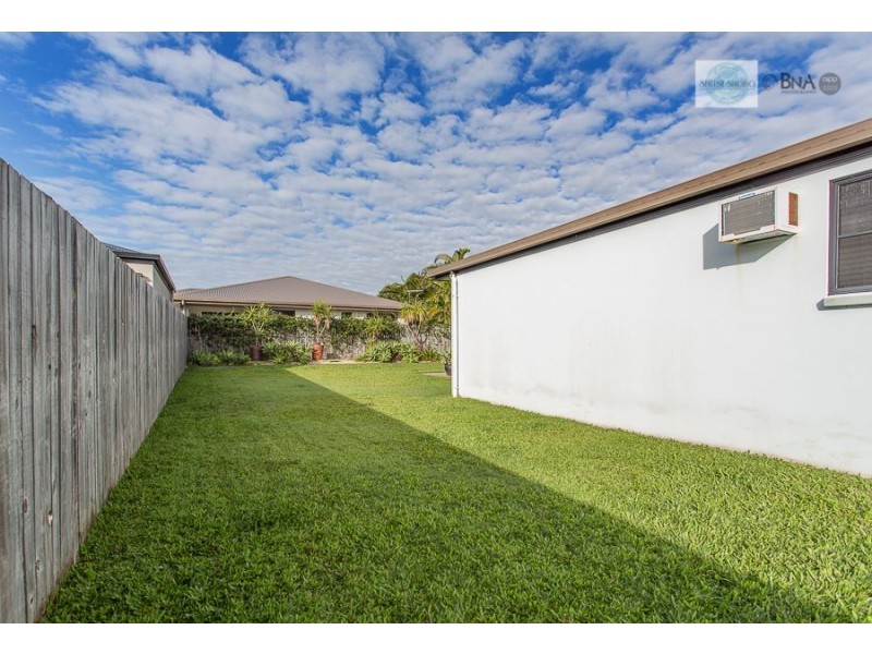 13 Eva Parade, Glenella QLD 4740