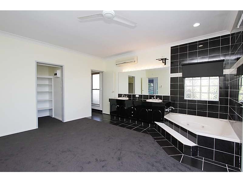 42a Admiral Drive, Dolphin Heads QLD 4740