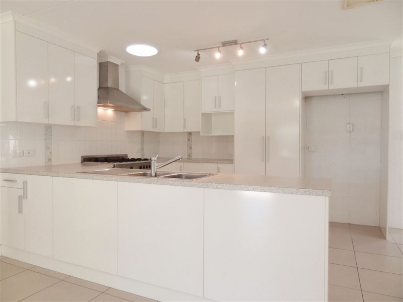 8 Scotts Road, Walkerston QLD 4751