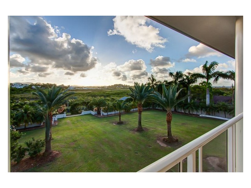 18 Admiral Drive, Dolphin Heads QLD 4740