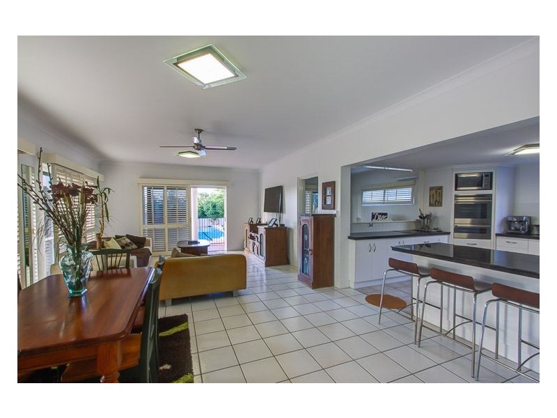 18 Admiral Drive, Dolphin Heads QLD 4740