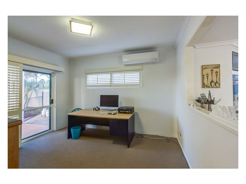 18 Admiral Drive, Dolphin Heads QLD 4740