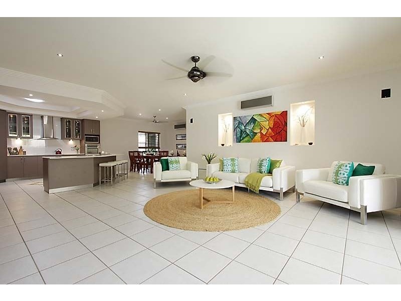 70 Gingham Street, Glenella QLD 4740