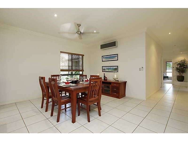 70 Gingham Street, Glenella QLD 4740