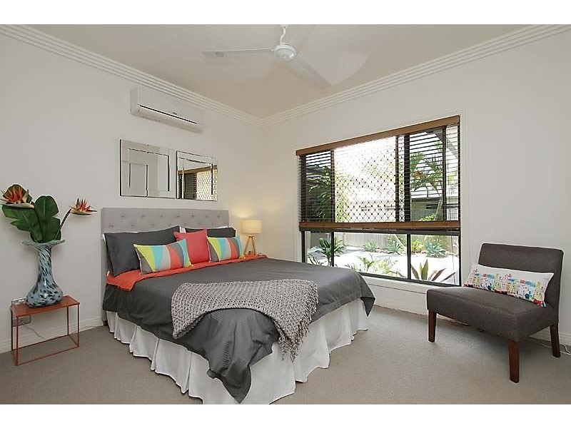 70 Gingham Street, Glenella QLD 4740