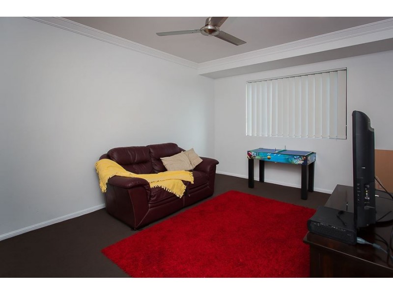 18 Herbert Way, Rural View QLD 4740