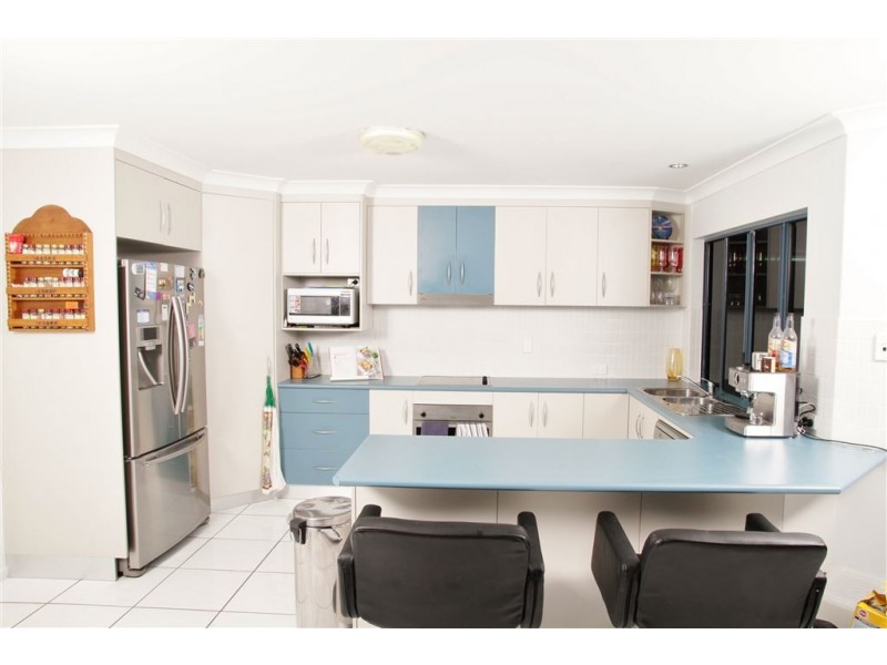 15 Peacock Place, Marian QLD 4753