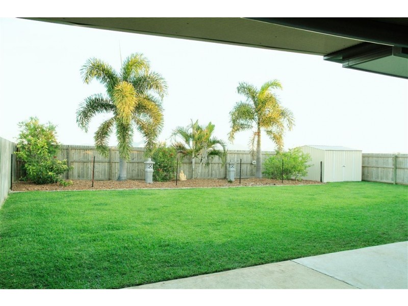 15 Peacock Place, Marian QLD 4753