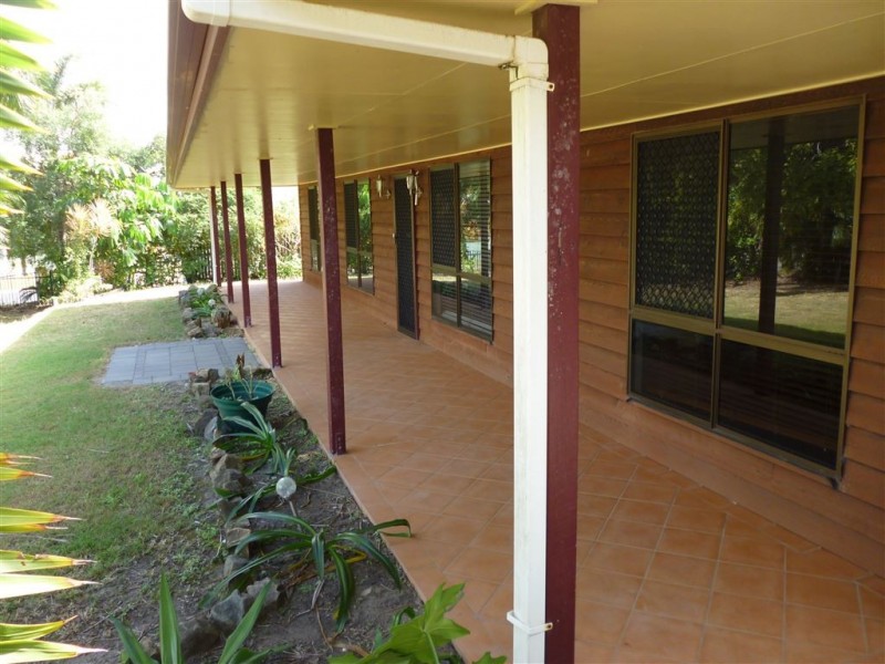1 Cedar Court, Eimeo QLD 4740