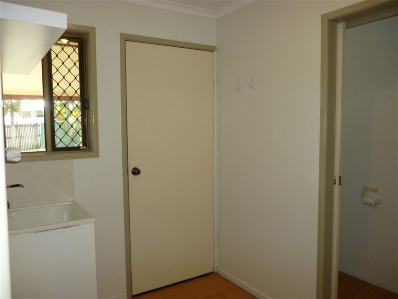 1 Cedar Court, Eimeo QLD 4740