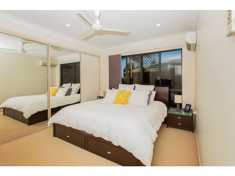 20 Cutfield Street, Glenella QLD 4740