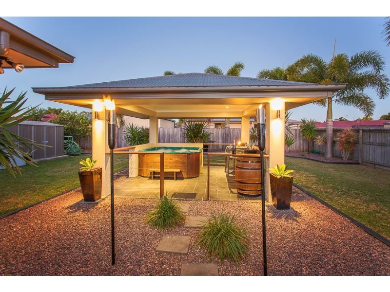 20 Cutfield Street, Glenella QLD 4740