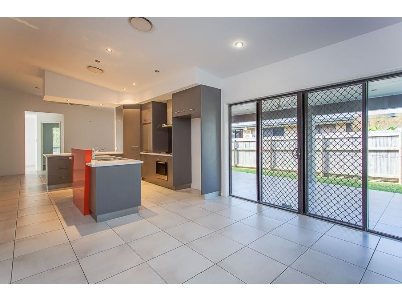 97 Dawson Boulevard, Rural View QLD 4740