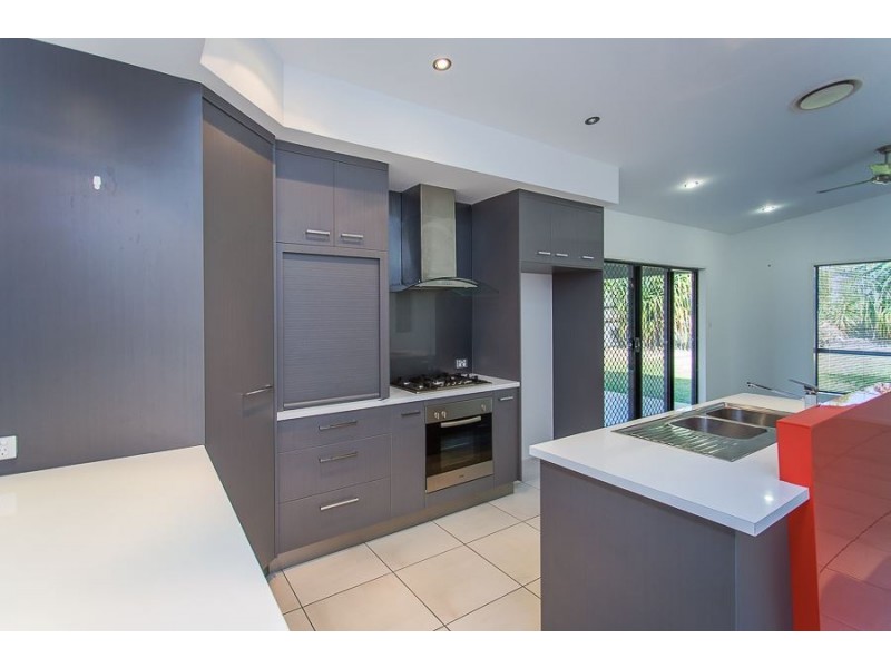 97 Dawson Boulevard, Rural View QLD 4740