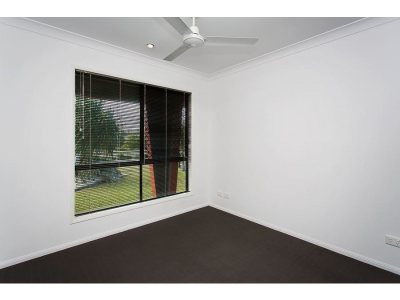 97 Dawson Boulevard, Rural View QLD 4740