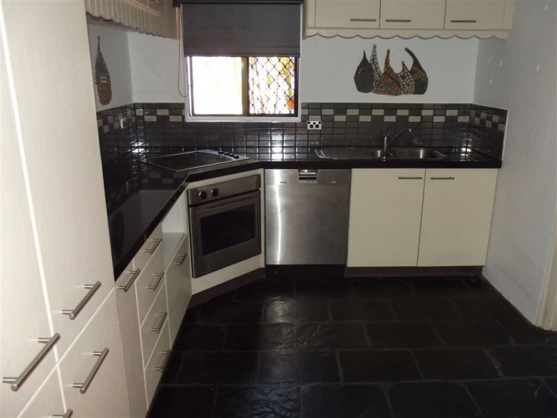 112 Mango Avenue, Eimeo QLD 4740