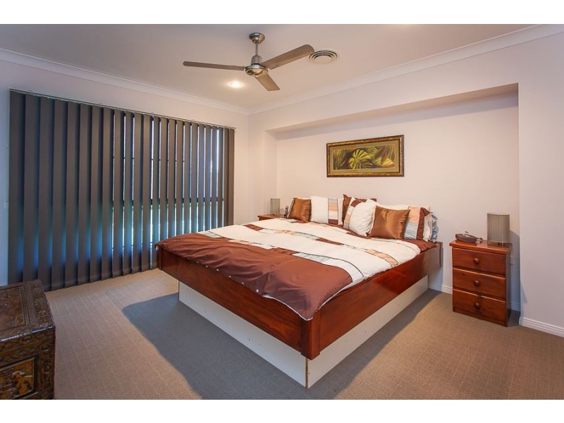11 Vidar Crescent, Ooralea QLD 4740