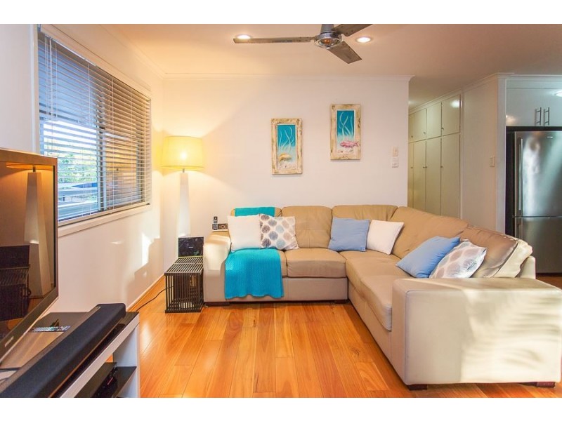 9 Coral Drive, Blacks Beach QLD 4740