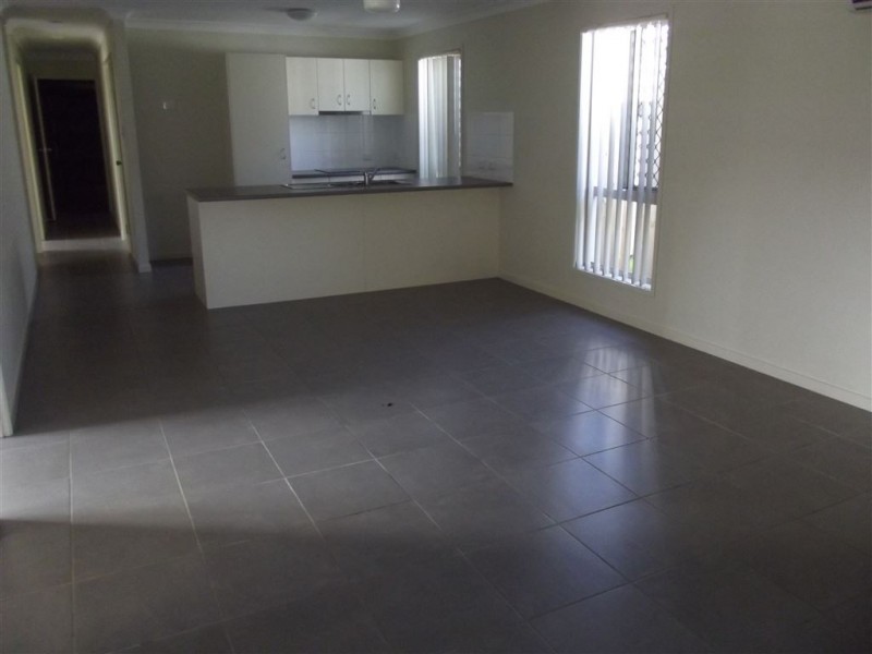 35 Scarborough Circuit, Blacks Beach QLD 4740