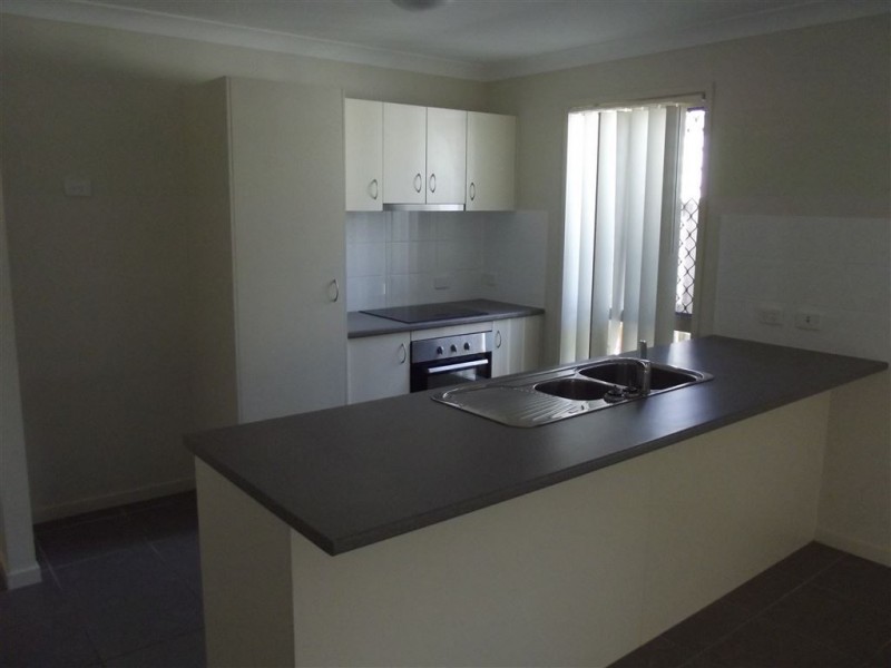 35 Scarborough Circuit, Blacks Beach QLD 4740