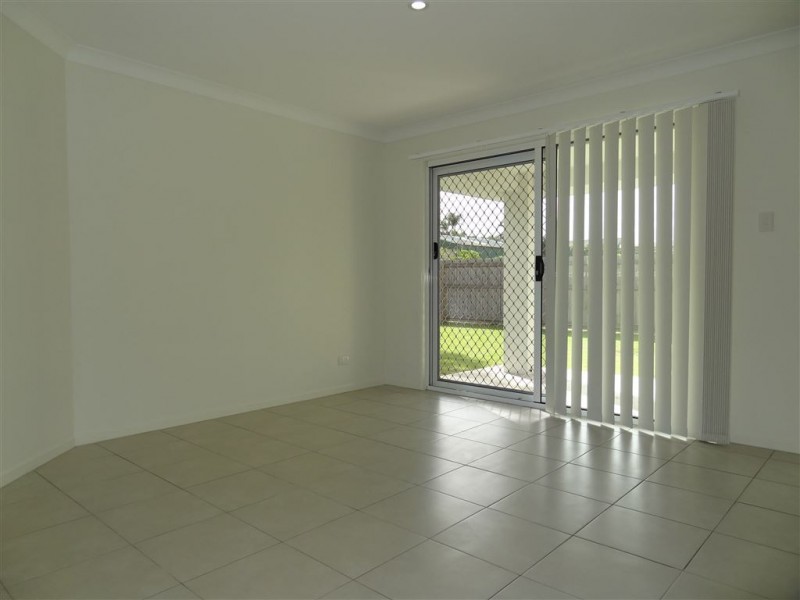 33 O’Neill Place, Marian QLD 4753