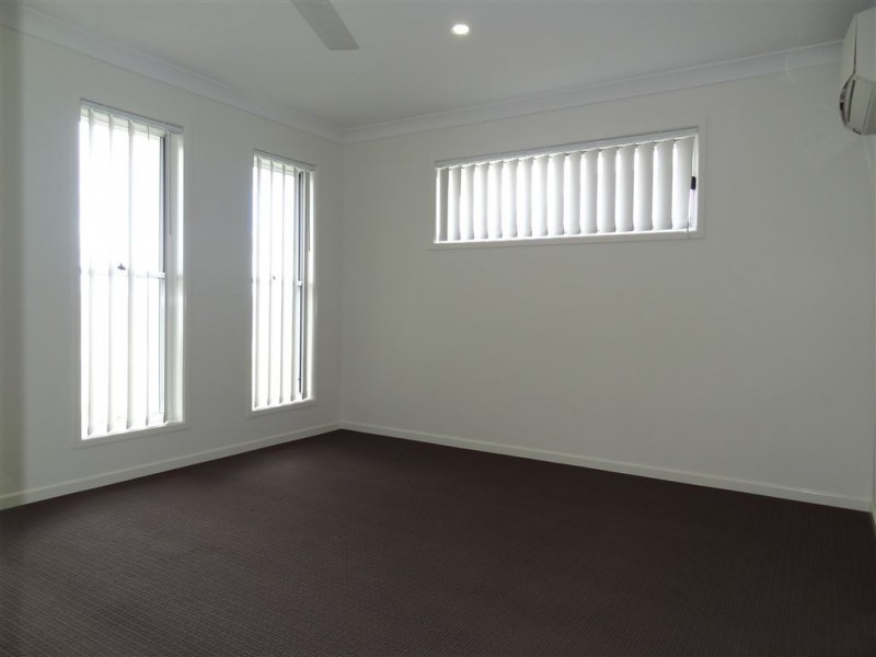 33 O’Neill Place, Marian QLD 4753
