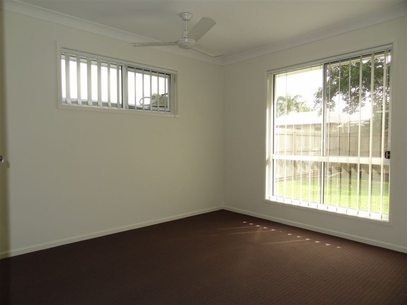 33 O’Neill Place, Marian QLD 4753
