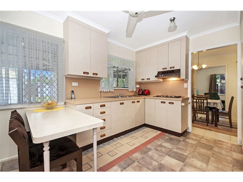1 Ibis Street, Slade Point QLD 4740