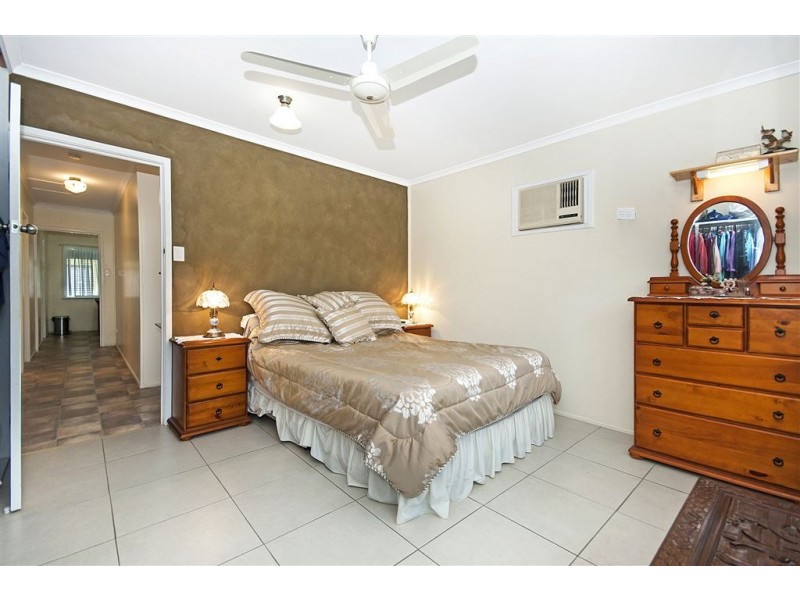 1 Ibis Street, Slade Point QLD 4740