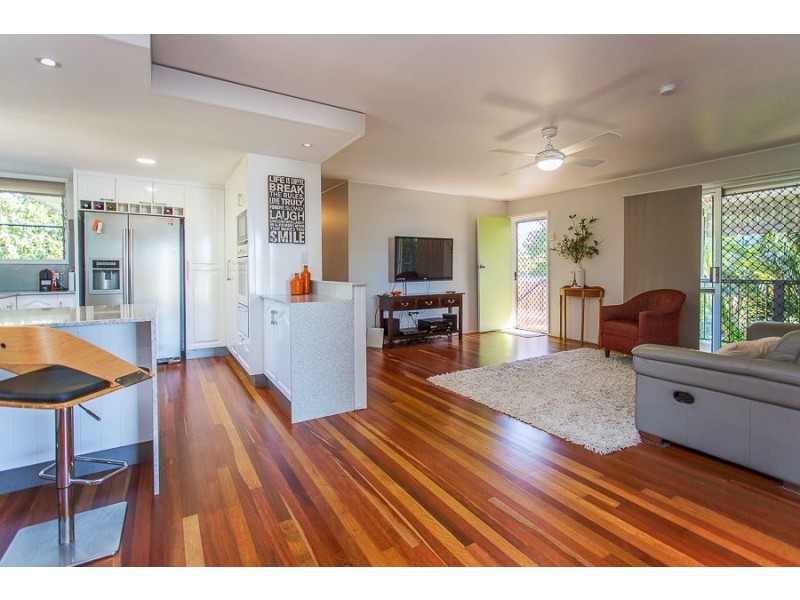 2 MacKenzie Street, Eimeo QLD 4740
