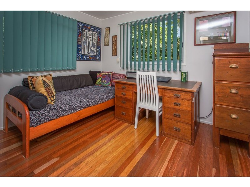 2 MacKenzie Street, Eimeo QLD 4740