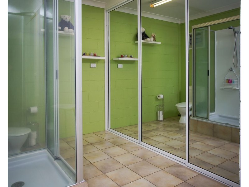 2 MacKenzie Street, Eimeo QLD 4740