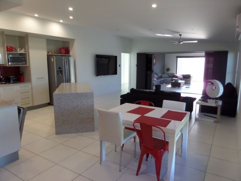 30 Raffia Street, Rural View QLD 4740