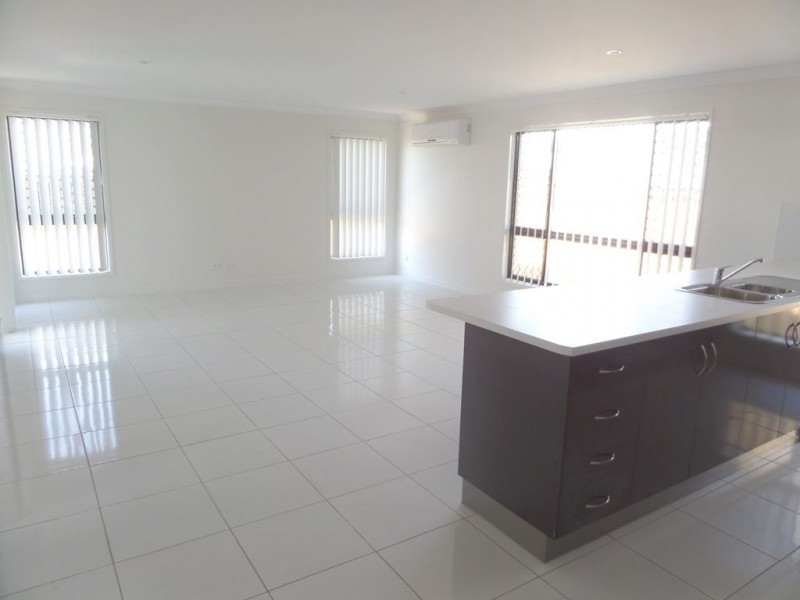 9 Henley Close, Blacks Beach QLD 4740