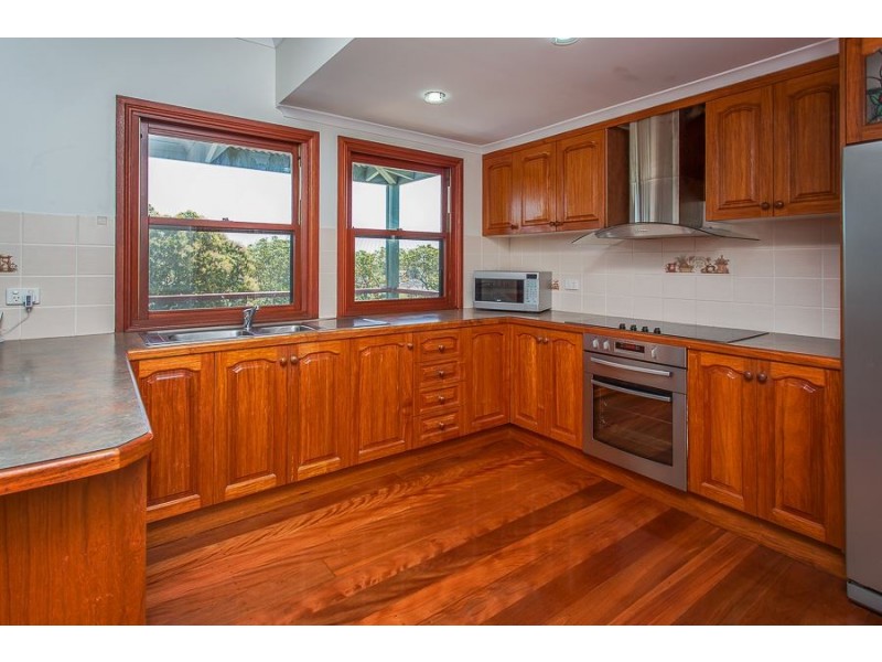 11 Harrier Street, Rural View QLD 4740