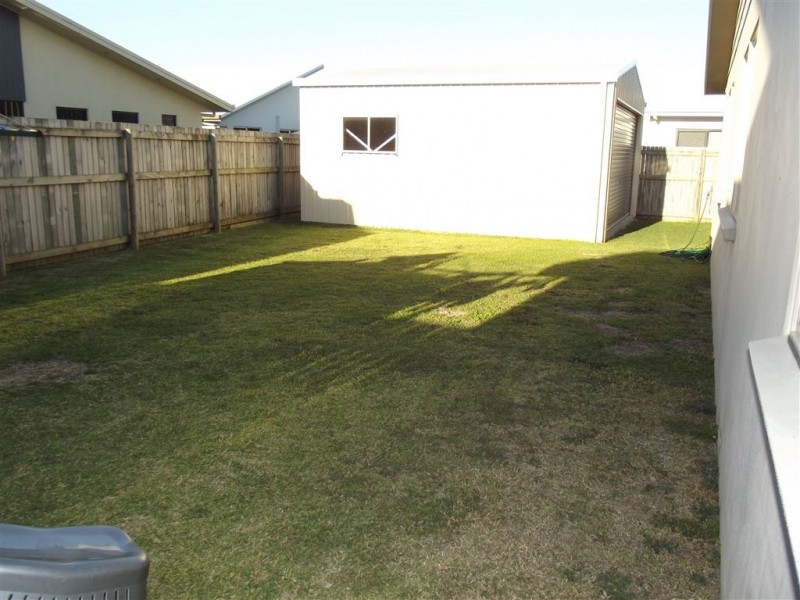 11 Vesta Lane, Ooralea QLD 4740