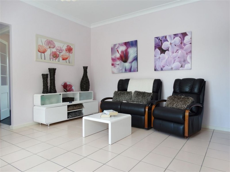 4 Simpson Street, West Mackay QLD 4740