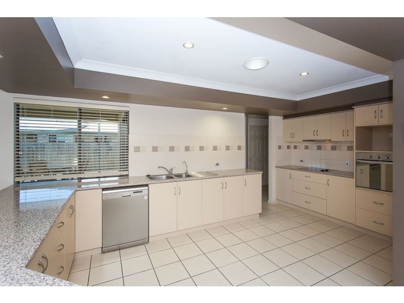 83 Wheeler Drive, Glenella QLD 4740