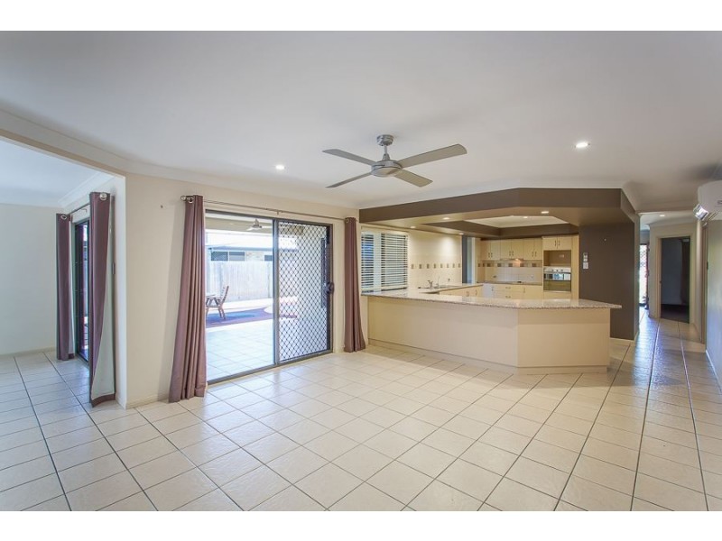 83 Wheeler Drive, Glenella QLD 4740