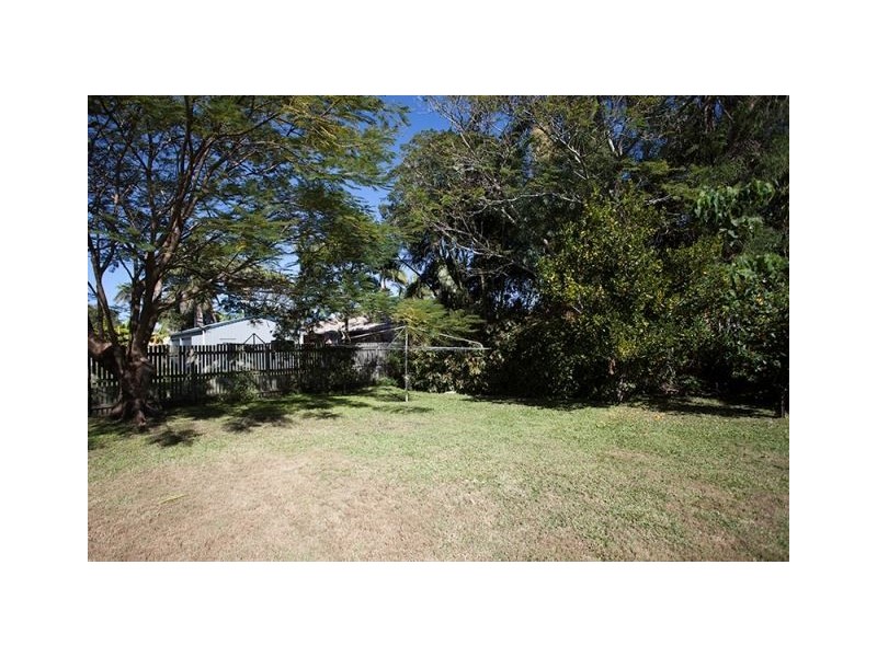 22 Hucker Street, Mackay QLD 4740