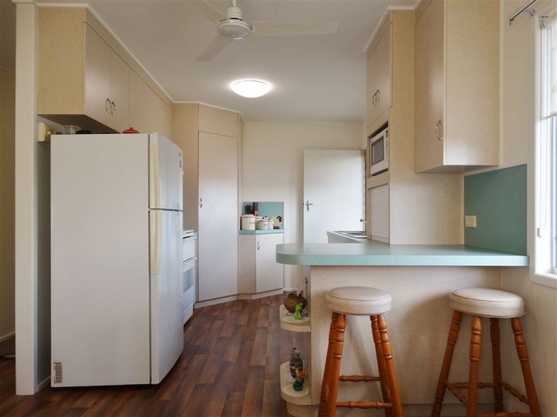 10 Peak Downs Highway, Walkerston QLD 4751