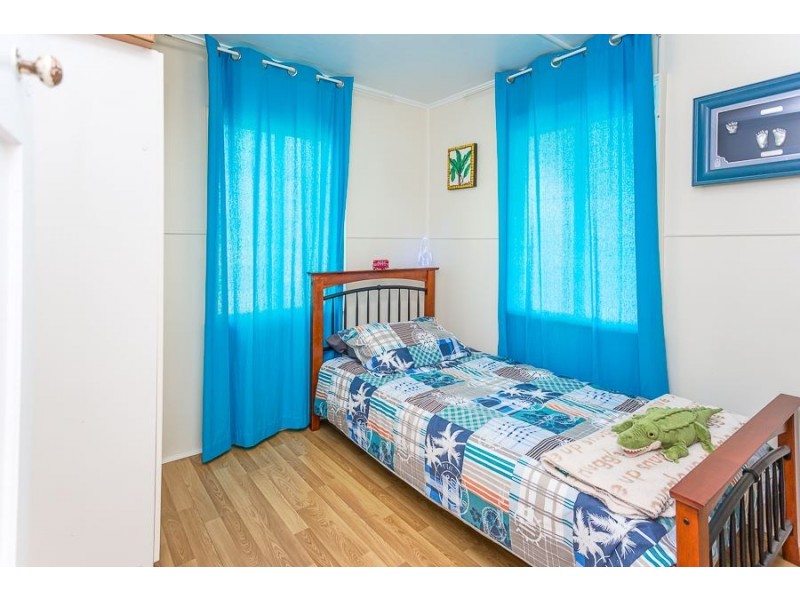 33 Fadden Street, Walkerston QLD 4751