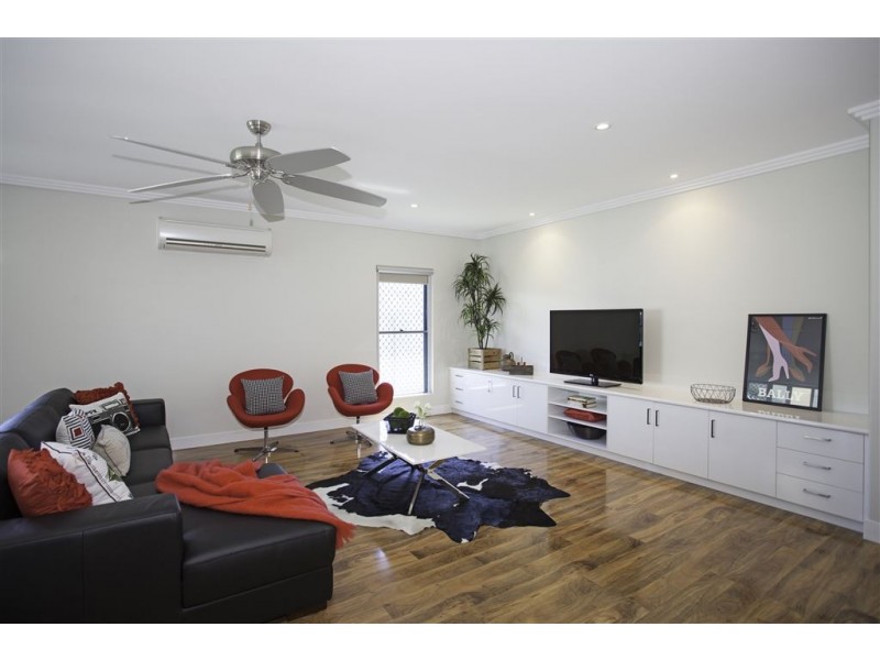 22 Botanical Drive, Ooralea QLD 4740