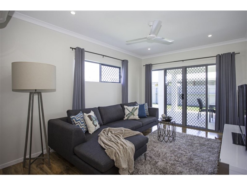 22 Botanical Drive, Ooralea QLD 4740