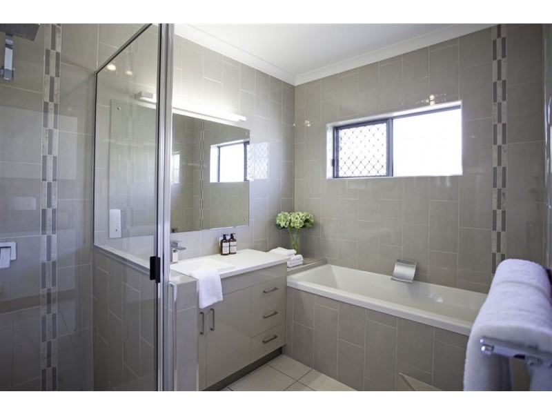 22 Botanical Drive, Ooralea QLD 4740
