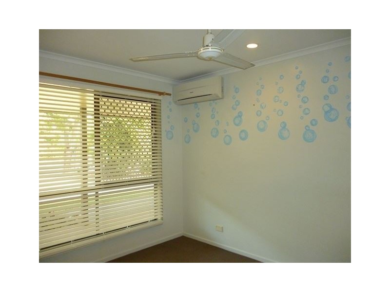 1 Cedar Court, Eimeo QLD 4740